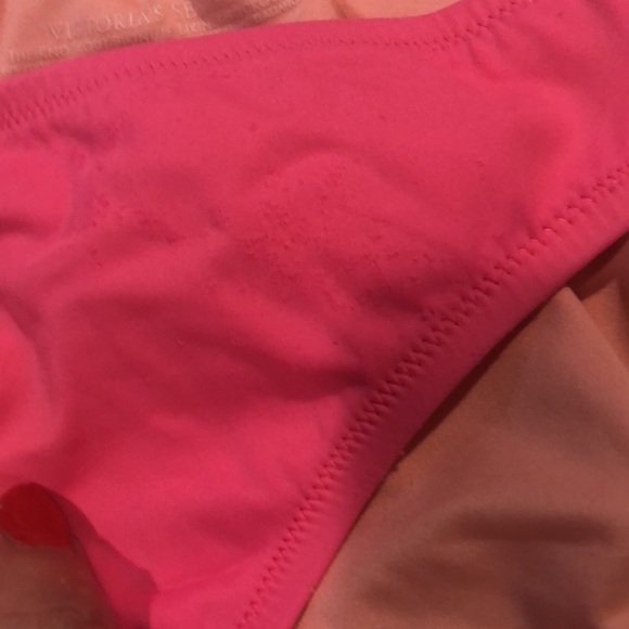 Bundle swim Victoria secret and California waves size L and XL - Picture 8 of 8